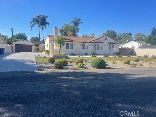 Property photo for 5835 Topeka Drive, Tarzana, CA
