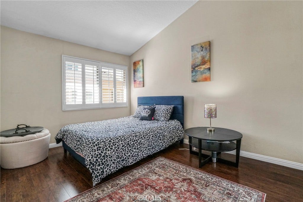 18730 Hatteras Street, #49, Tarzana, CA 91356