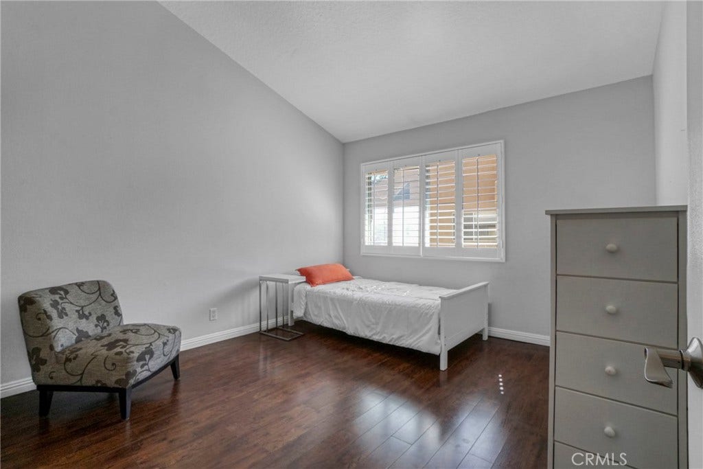 18730 Hatteras Street, #49, Tarzana, CA 91356