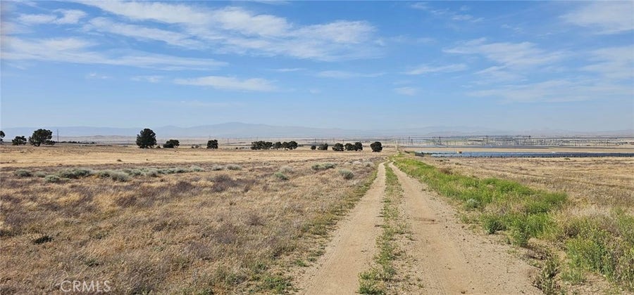 Property photo for 100 W Avenue K14, Lancaster, CA