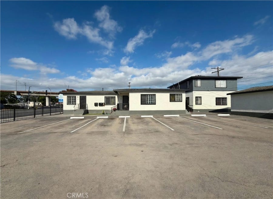 Property photo for 124 W Rosecrans Ave, Compton, CA
