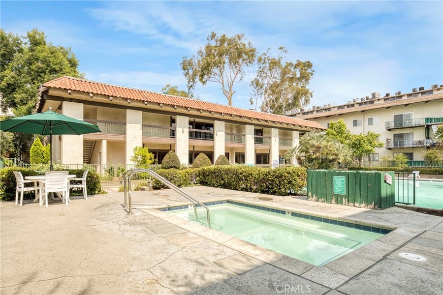 Property photo for 5460 White Oak Avenue, #F105, Encino, CA