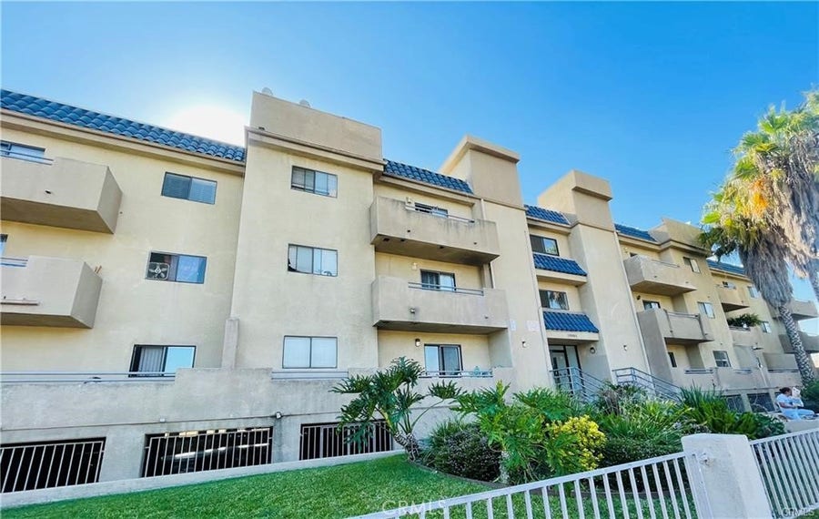 Property photo for 10901 LAUREL CNY BLVD #209, San Fernando, CA