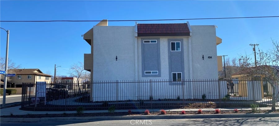 Property photo for 454 E Avenue Q3, #5, Palmdale, CA