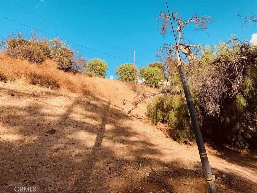 Property photo for 20927 Calimali Road, Woodland Hills, CA