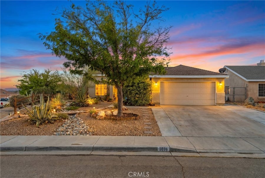 Property photo for 1016 Armstrong Avenue, Rosamond, CA