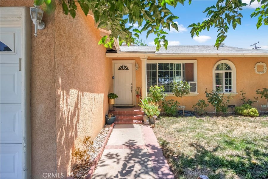 Property photo for 38632 Lemsford Avenue, Palmdale, CA