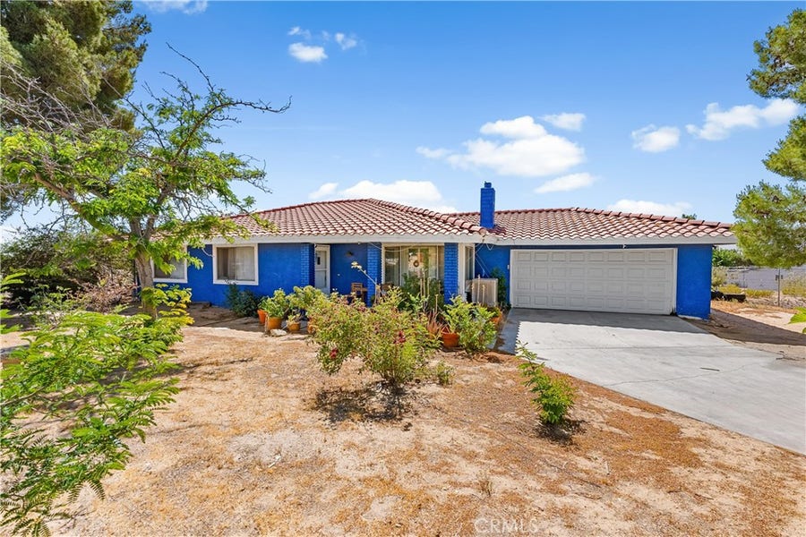 Property photo for 39132 161st Street E, Palmdale, CA