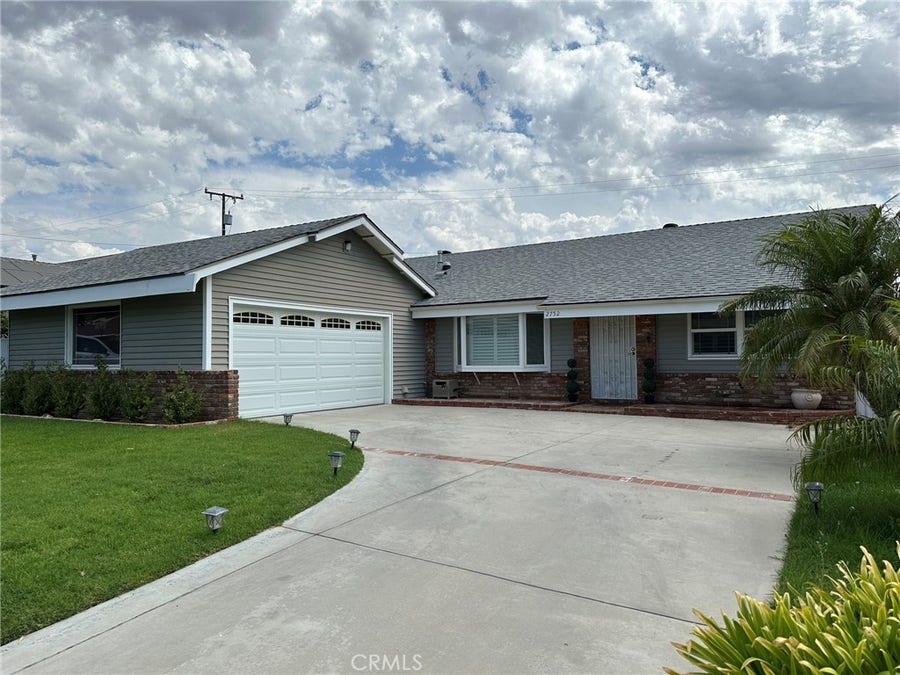 Property photo for 2752 Wanda Ave, Simi Valley, CA