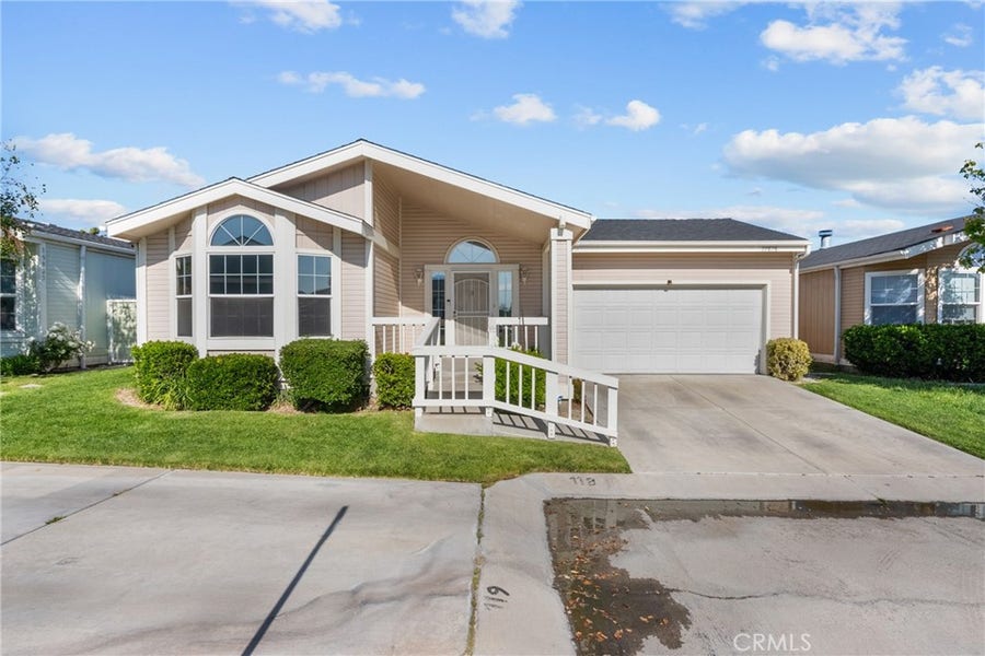 Property photo for 27828 Spyglass Lane, Canyon Country, CA