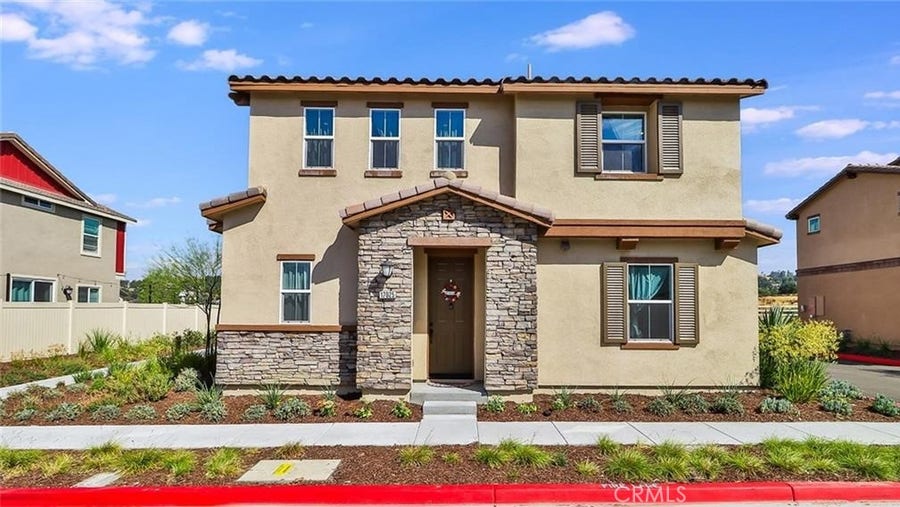 Property photo for 17025 Zion Drive, #206, Canyon Country, CA
