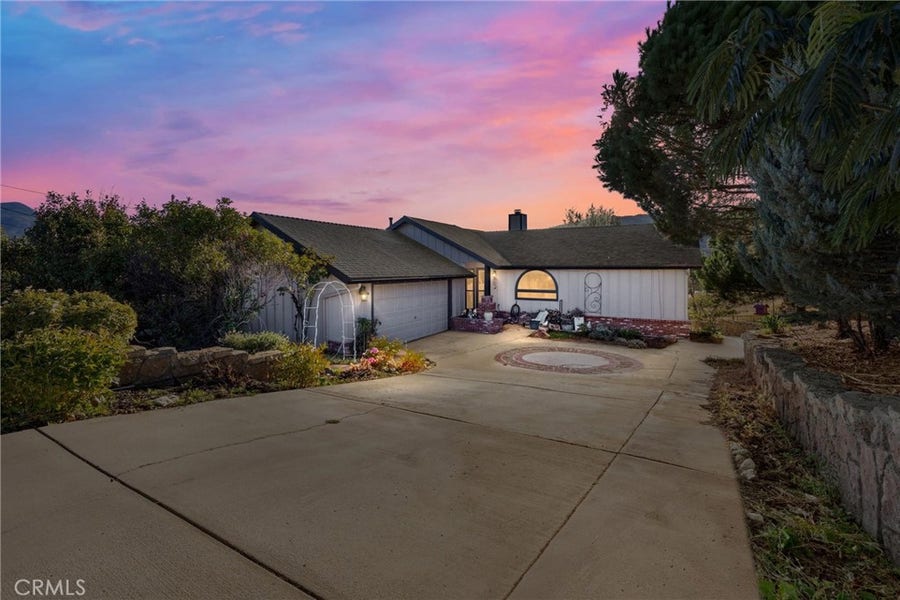 Property photo for 20220 Bald Mountain, Tehachapi, CA