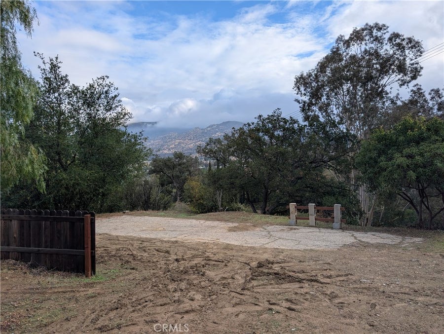 Property photo for 1087 LOMA Lane, Simi Valley, CA