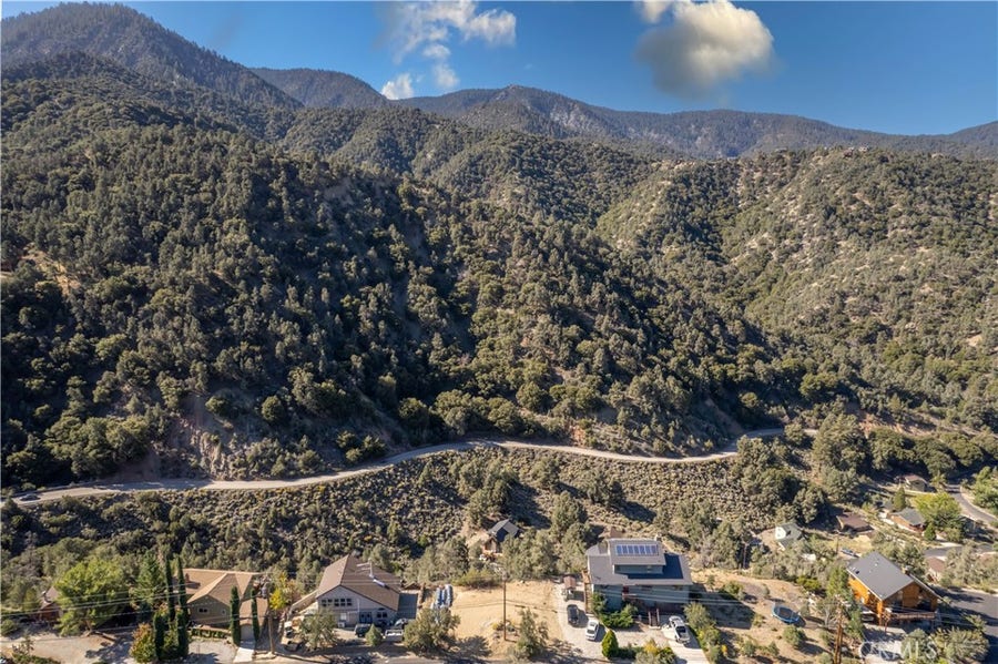 Property photo for 14812 Ward, Pine Mountain Club, CA
