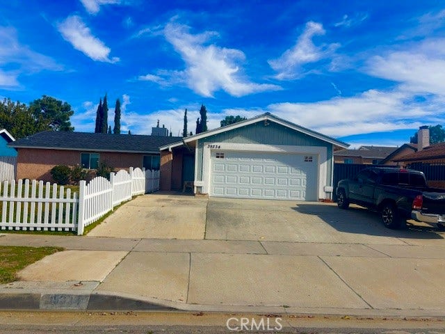 Property photo for 39334 Willowvale Road, Palmdale, CA