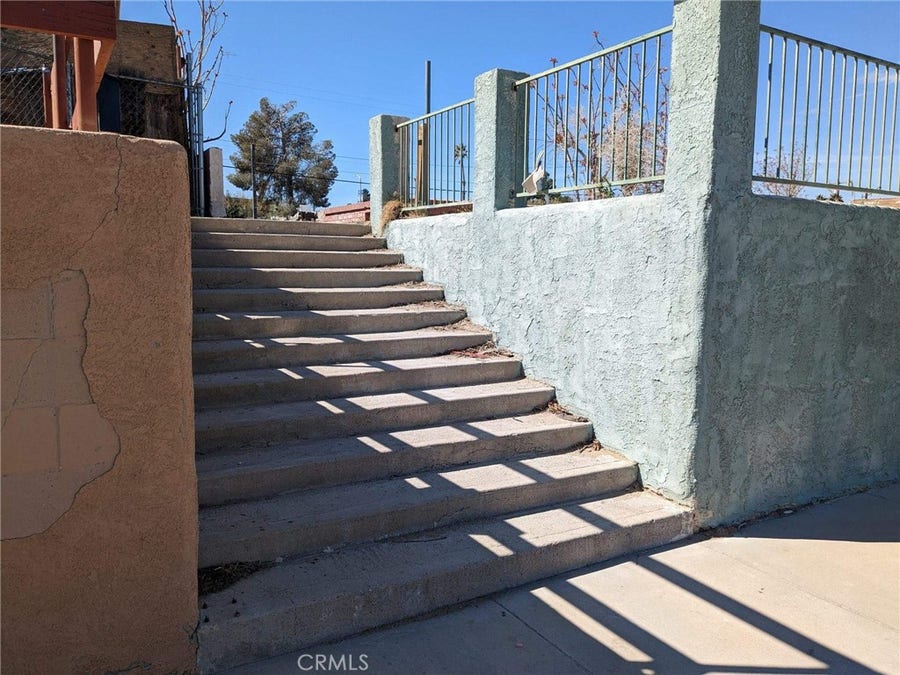 Property photo for 226 E Fredricks, Barstow, CA