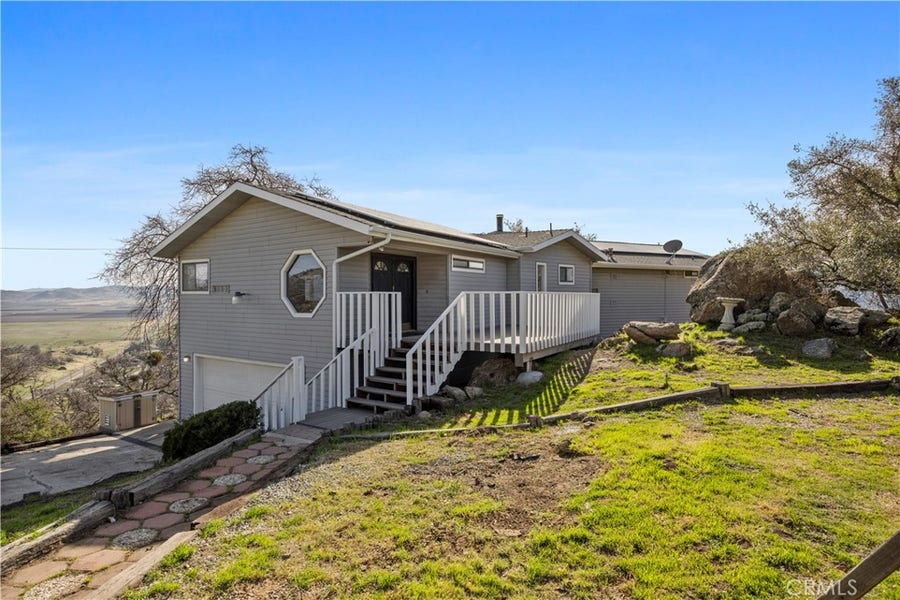 Property photo for 29300 Elkhorn Place, Tehachapi, CA