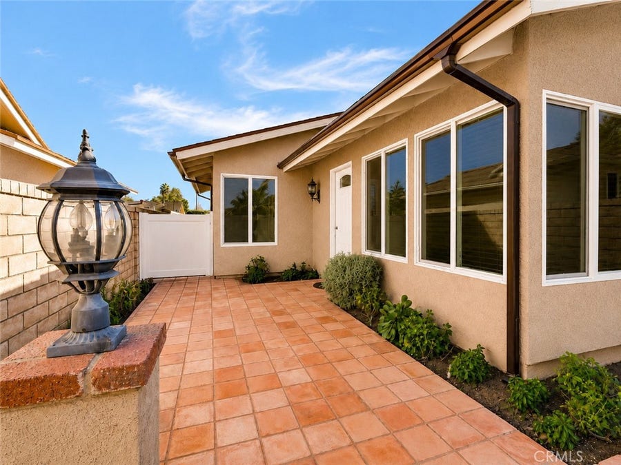 Property photo for 25790 Parada, Valencia, CA