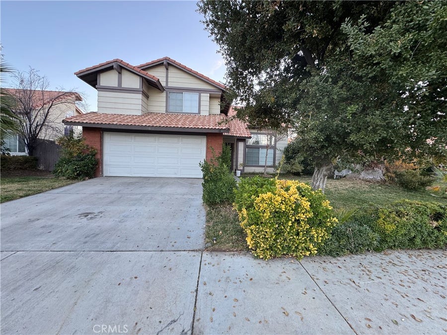 Property photo for 1160 Garnet, Palmdale, CA