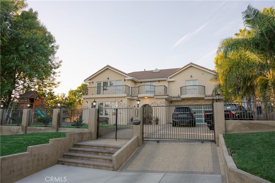 Property photo for 1135 E Verdugo Avenue, Burbank, CA
