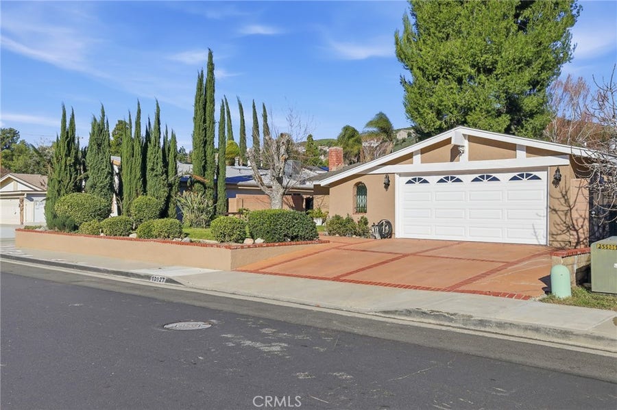 Property photo for 18927 Claycrest, Canyon Country, CA
