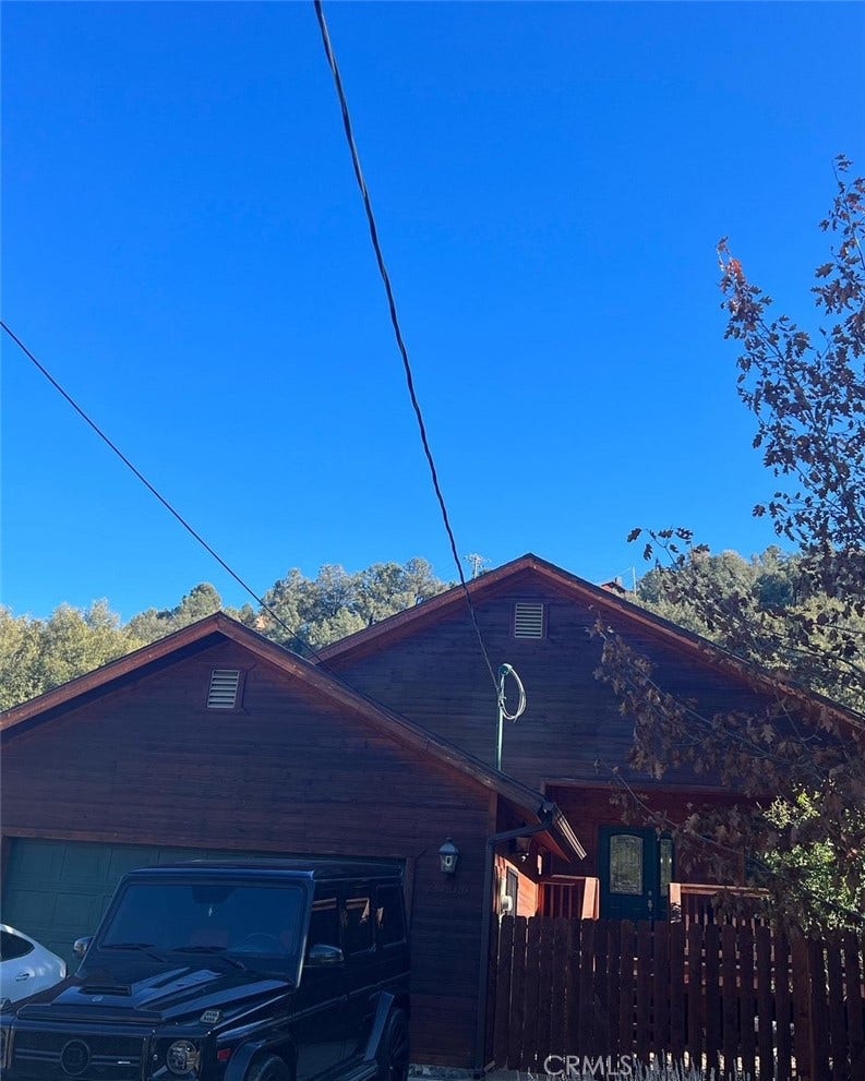Property photo for 2504 Glacier Drive, Frazier Park, CA