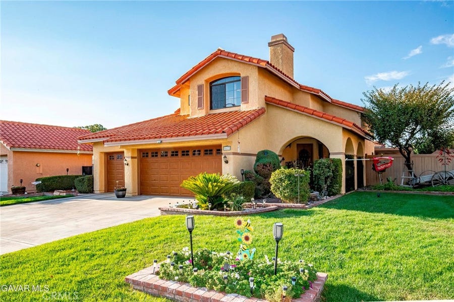 Property photo for 5619 W Avenue L4, Lancaster, CA