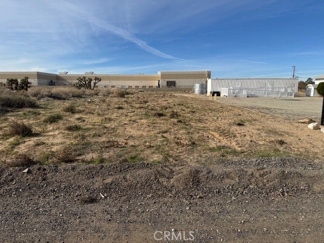 Property photo for 42901 6th St E, Lancaster, CA