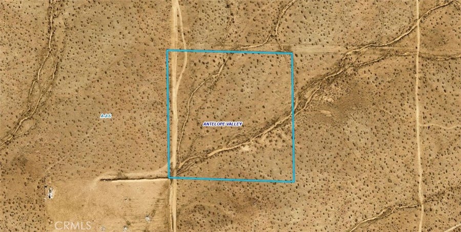 Property photo for 230 E Avenue G4, Lancaster, CA