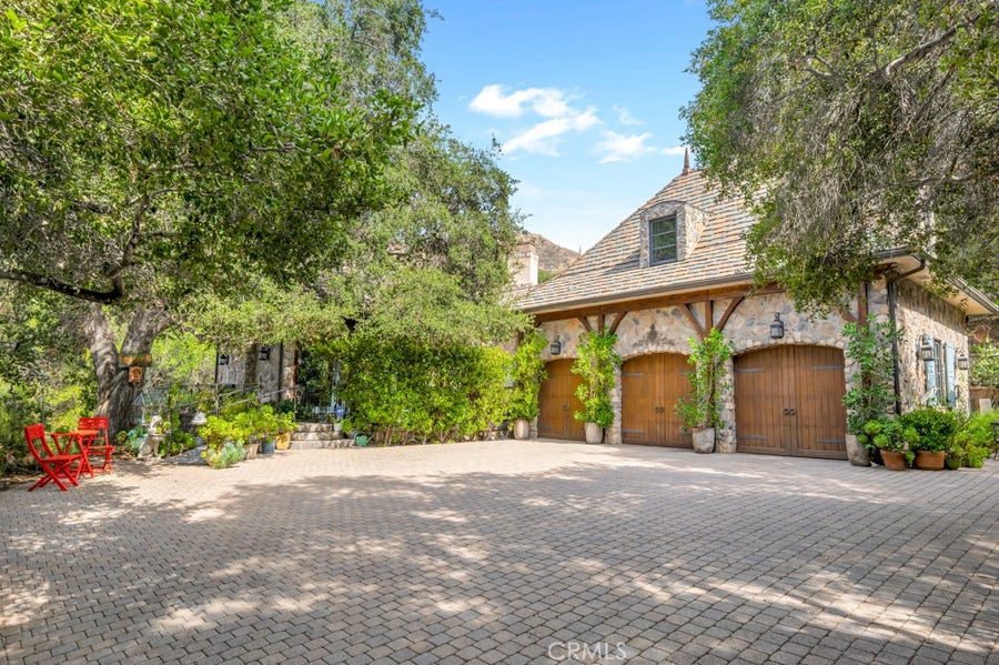 Property photo for 3439 Dorothy Road, Topanga, CA
