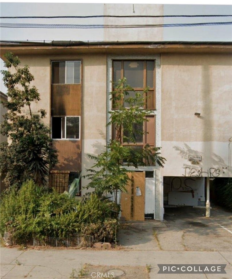 Property photo for 1016 W 24th, Los Angeles, CA