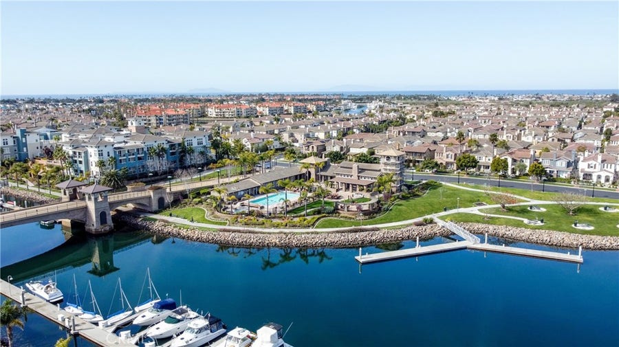 Property photo for 1421 Windshore Way, Oxnard, CA