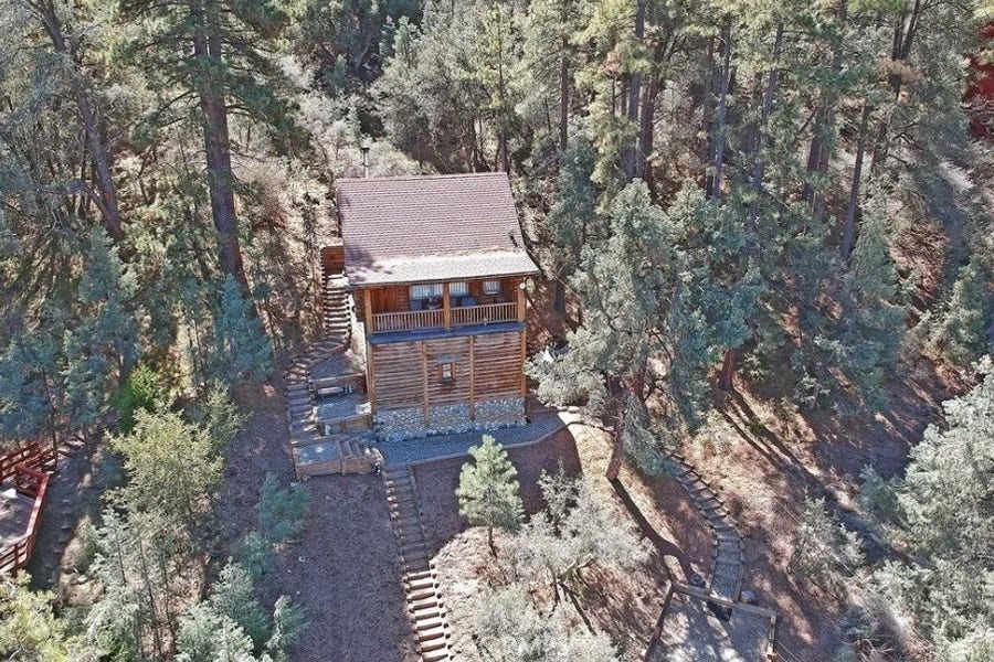 Property photo for 15916 Zurich Way, Pine Mountain Club, CA