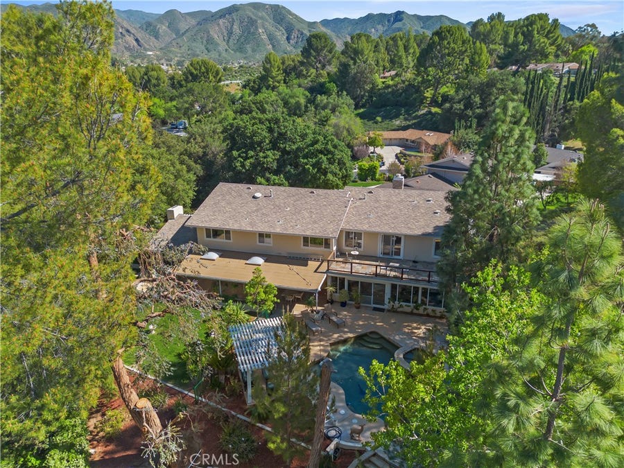 Property photo for 27323 Eaglehelm Drive, Canyon Country, CA