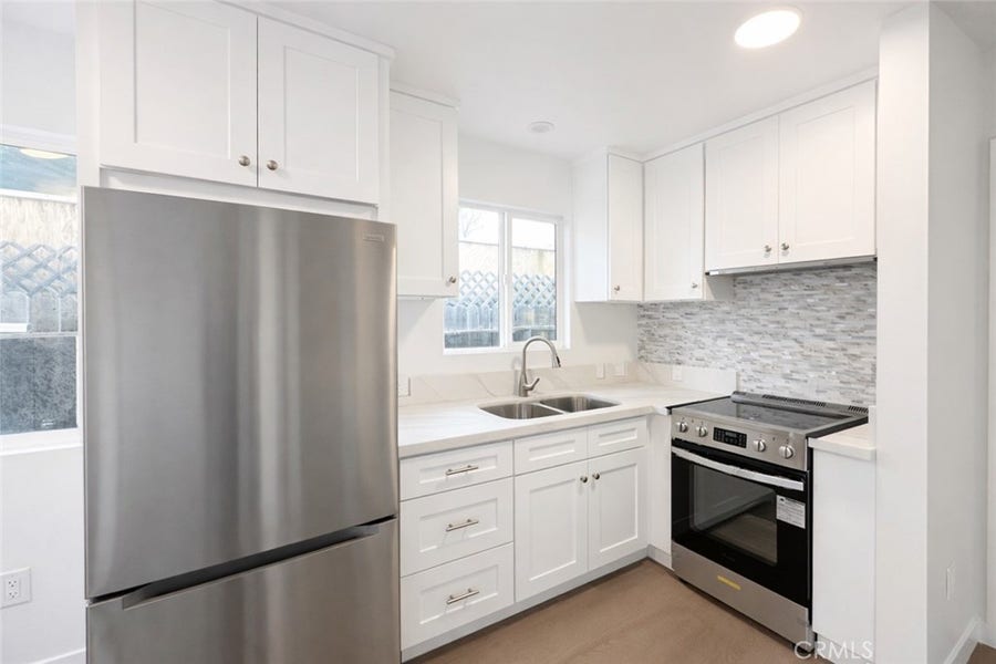 Property photo for 6907 Noble, Van Nuys, CA