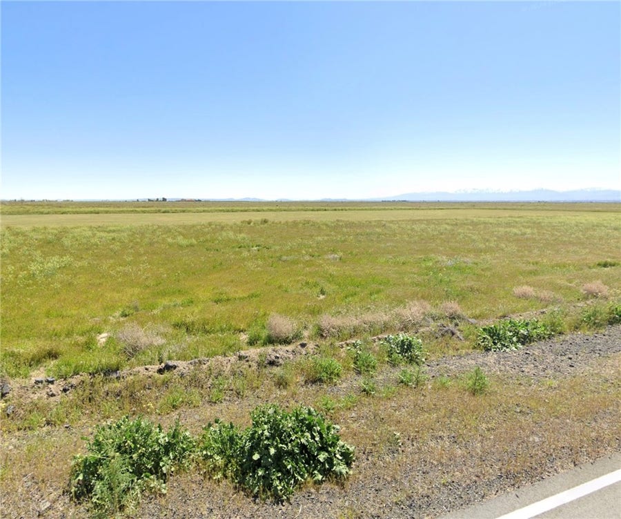 Property photo for 70 W Avenue B-4, Lancaster, CA