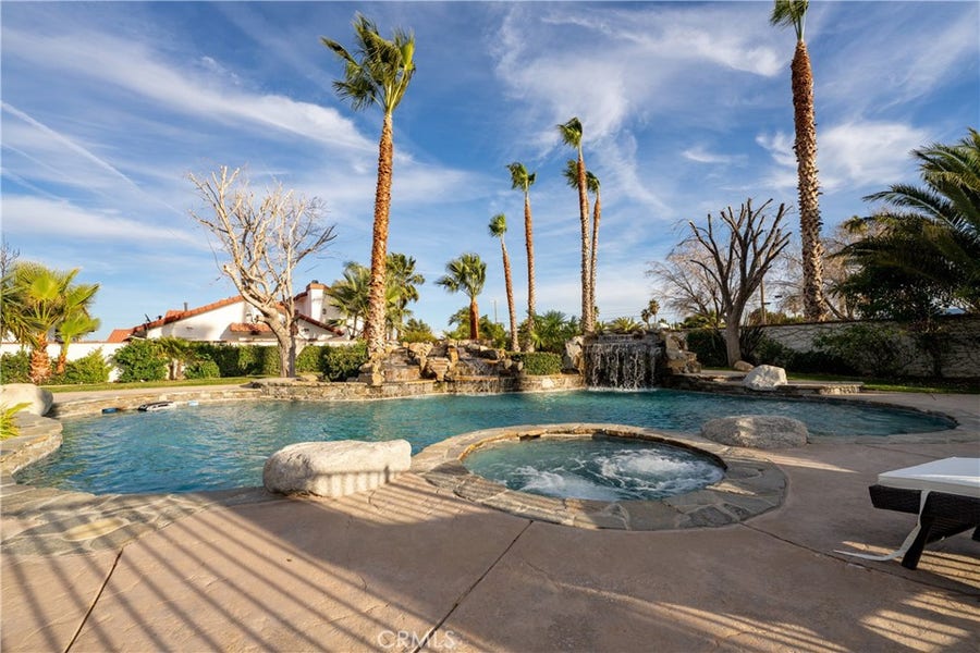 Property photo for 2651 W Avenue O, Palmdale, CA