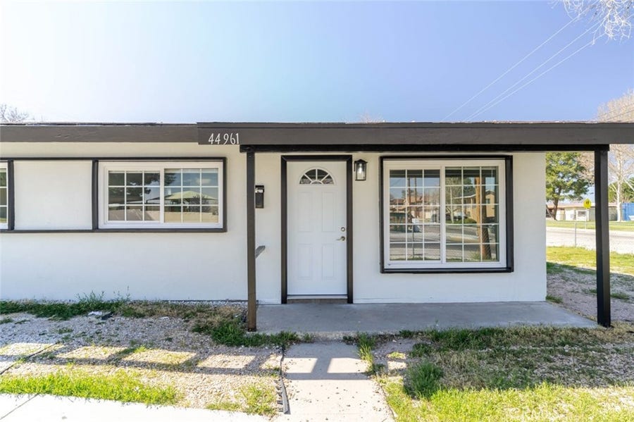 Property photo for 44961 5th Street E, Lancaster, CA