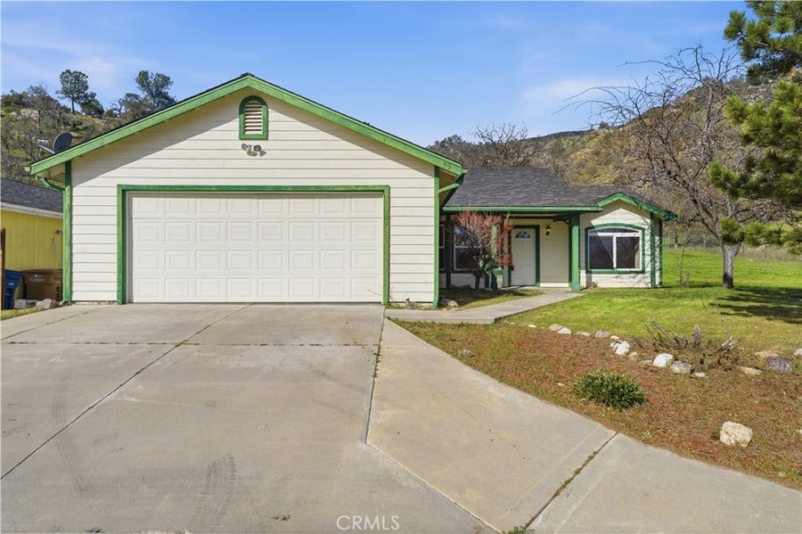 Property photo for 21276 White Pine, #39, Tehachapi, CA