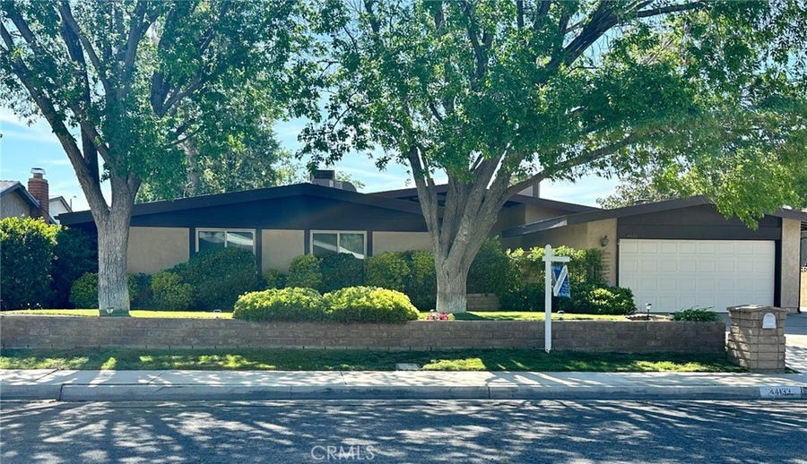 Property photo for 44133 28th Street W, Lancaster, CA