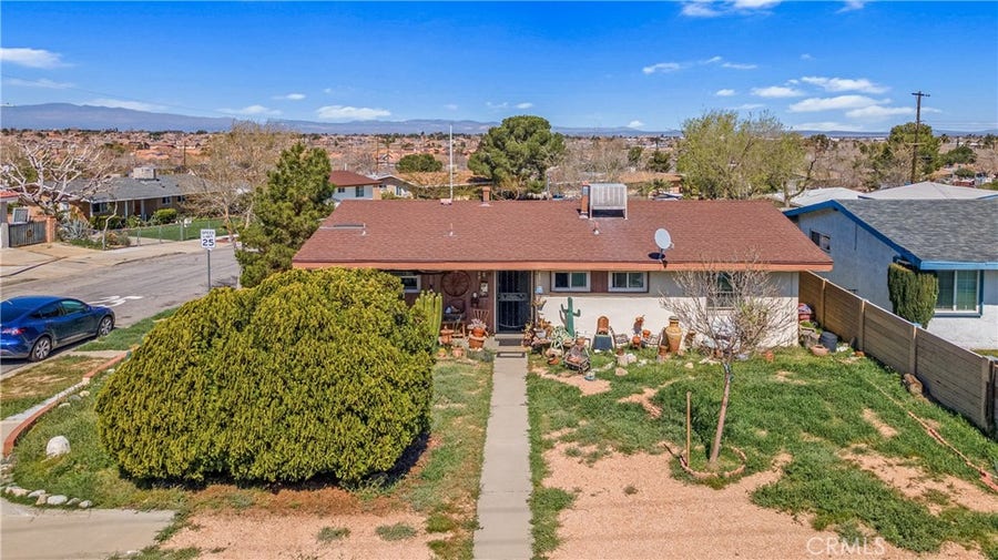 Property photo for 1549 Elizabeth Lake, Palmdale, CA