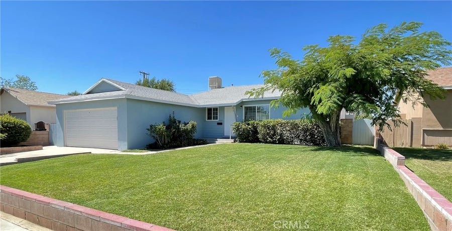 Property photo for 1015 W Avenue J7, Lancaster, CA