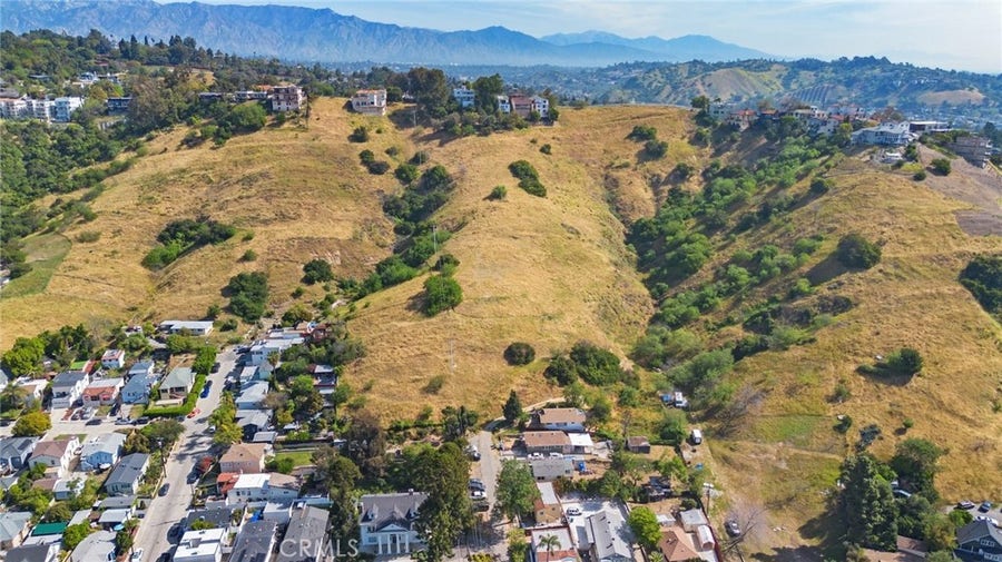 Property photo for 3535 Thorpe Avenue, Los Angeles, CA