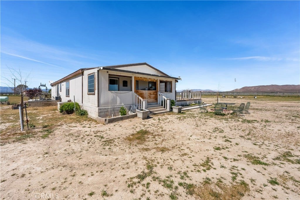 9890 Sue Ave, Rosamond, CA 93560