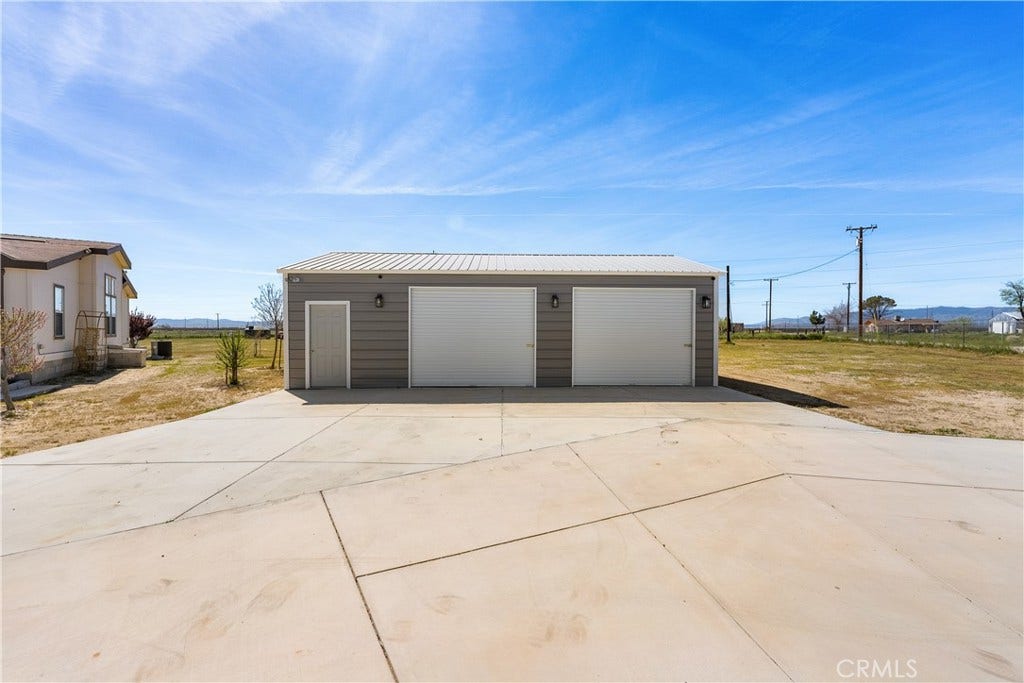 9890 Sue Ave, Rosamond, CA 93560