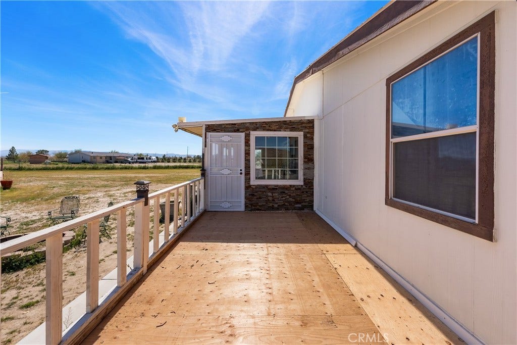 9890 Sue Ave, Rosamond, CA 93560