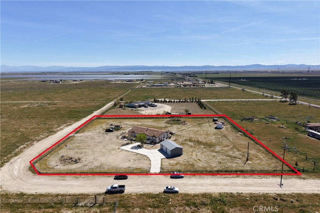 9890 Sue Ave, Rosamond, CA 93560