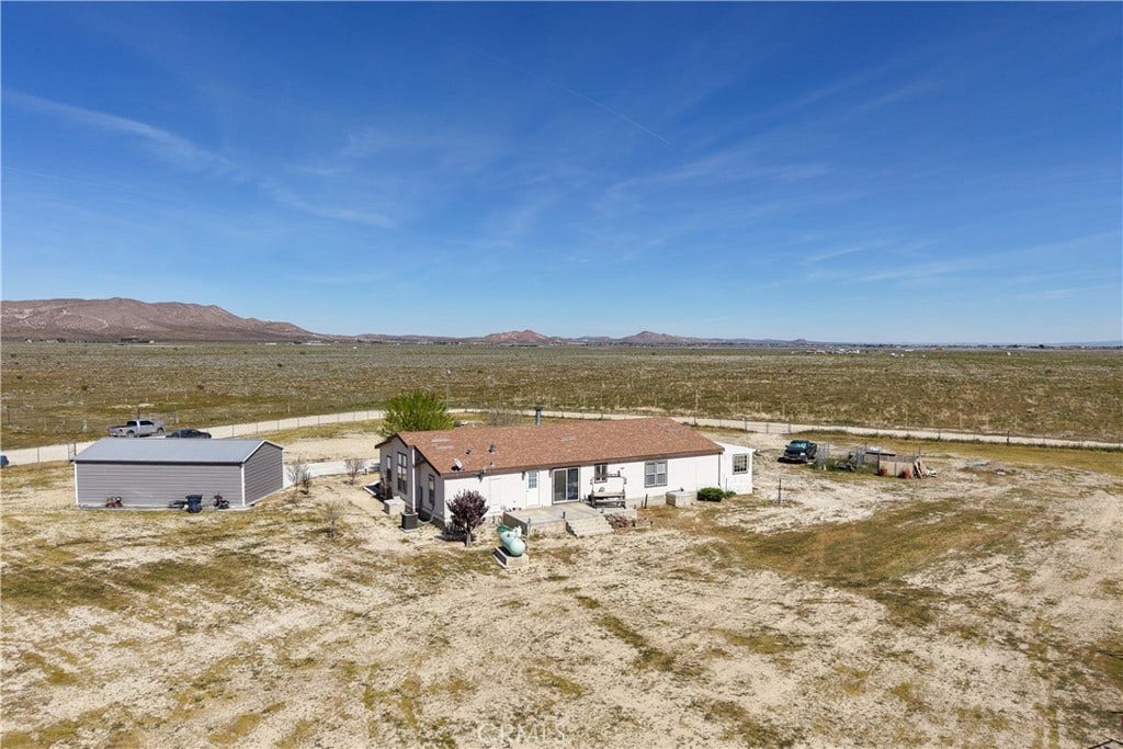 9890 Sue Ave, Rosamond, CA 93560