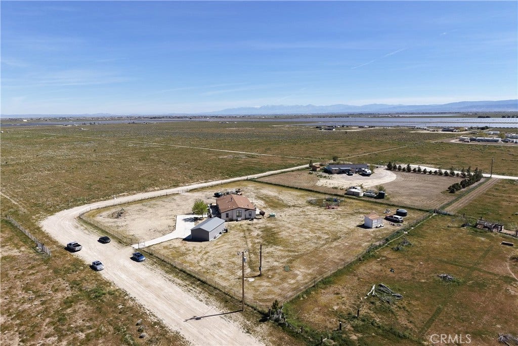 9890 Sue Ave, Rosamond, CA 93560