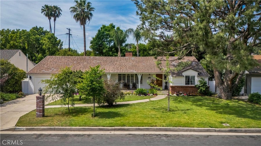 Property photo for 6843 Chisholm, Van Nuys, CA